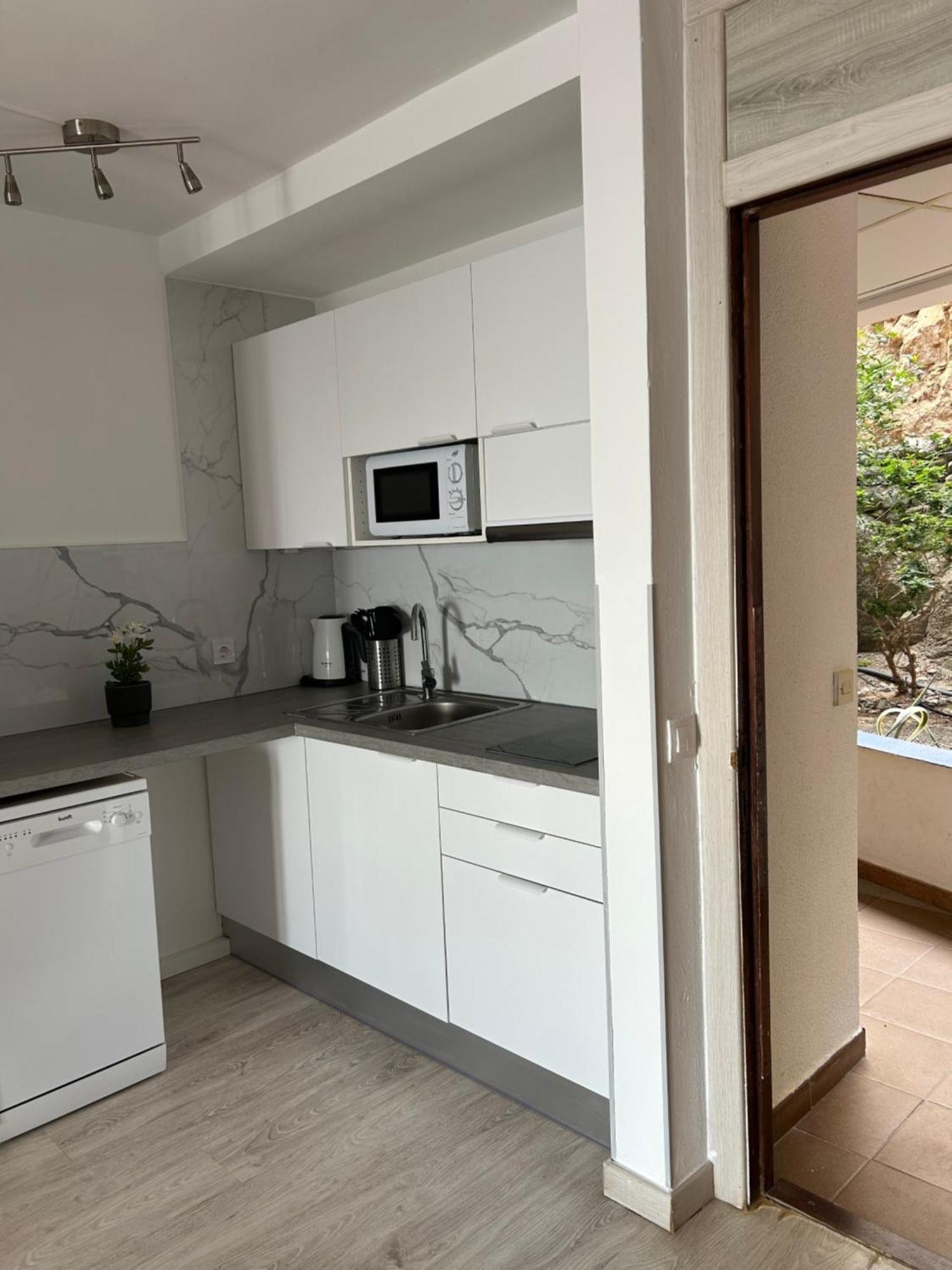 Apartmant Adrian Vista 塔乌里托 外观 照片